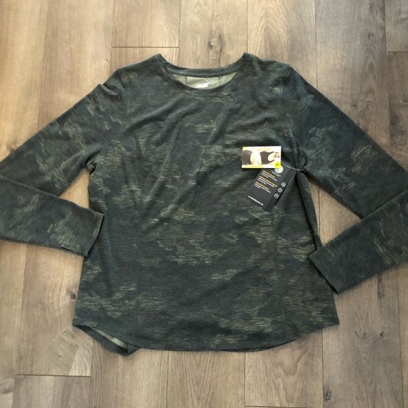 Avia Tops - NWT Avia Performance Long Sleeve Tee